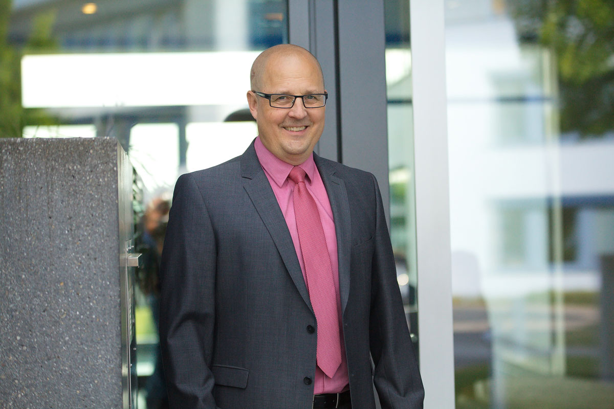 Dr. Peter Dienst - IT-Personalberatung Dr. Peter Dienst - IT-Personalberatung